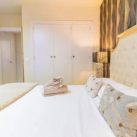 Apartment Plaza Del Pilar *