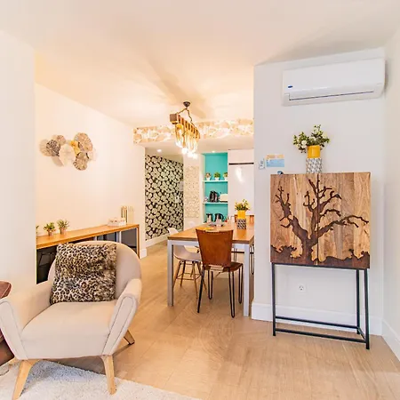 Plaza Del Pilar Apartment *